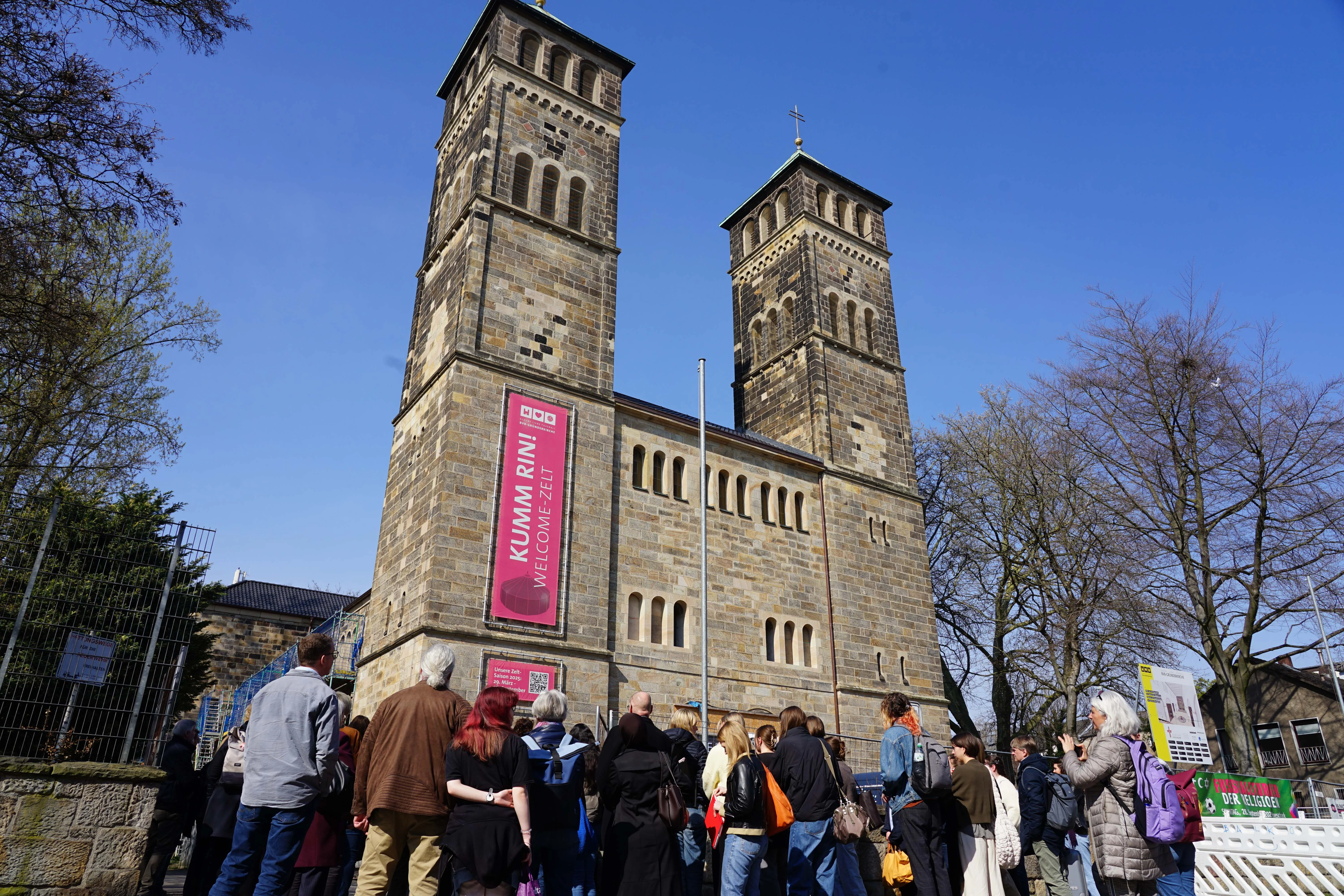 kirche_weiter_16_3.jpg