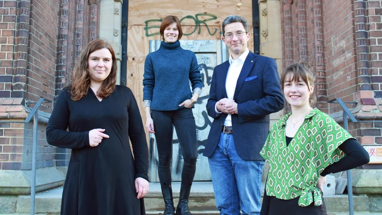 TP2 Gruppenfoto.001.jpeg