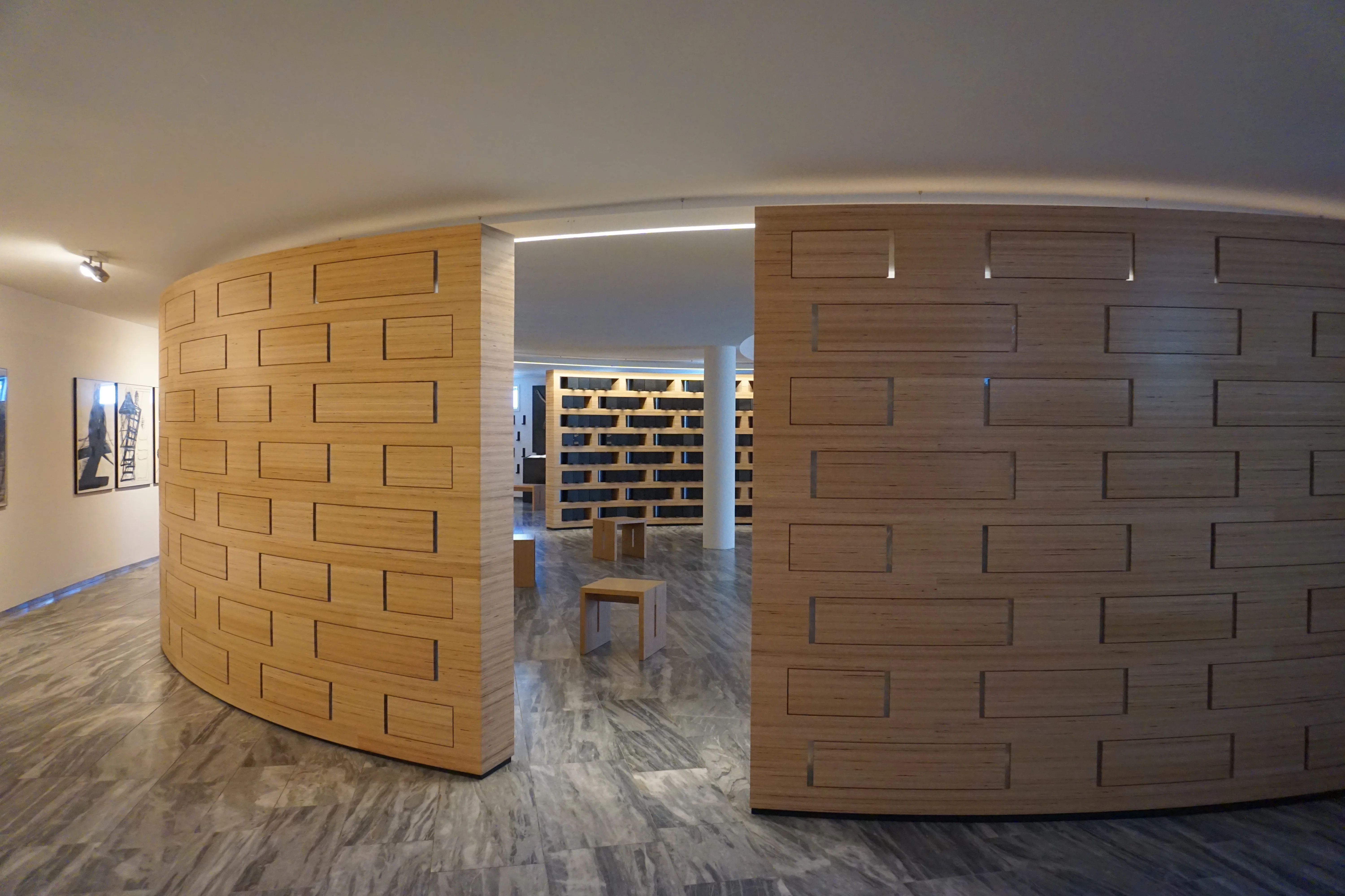 Krypta St. Gregorius, Aachen 5.JPG